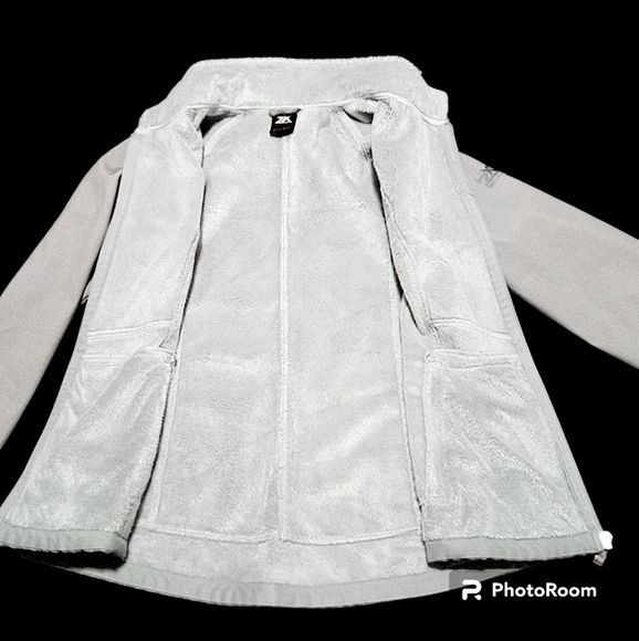 💥SOLD💥Women's ZeroXposur Lillian Plush-Lined Soft Shell Jacket - Picture 8 of 10